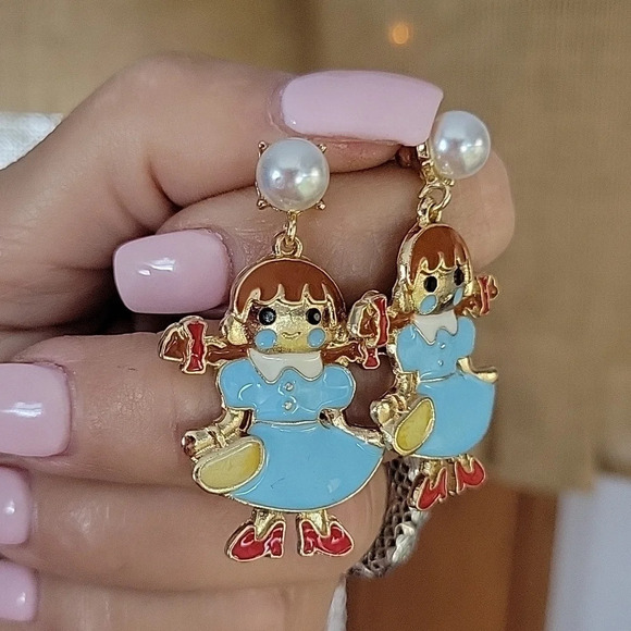 🔥LAST PAIR🔥 DOROTHY WICKED Drop Earrings - Picture 1 of 7
